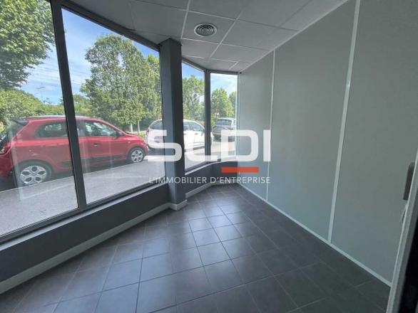 Bureaux A LOUER - VILLEFRANCHE SUR SAONE - 130 m²
