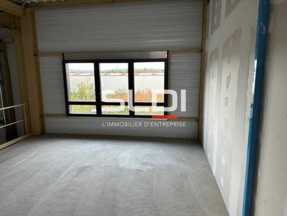 Activités A VENDRE OU A LOUER - BOURGOIN JALLIEU - 234 m²