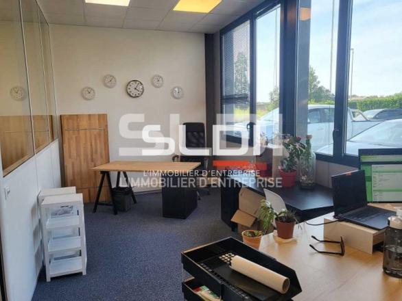 Bureaux A VENDRE - MONTANAY - 53 m²