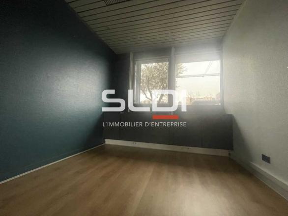 Bureaux A LOUER - LYON - 80 m²