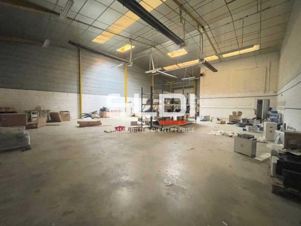 Activités A LOUER - CHASSIEU - 350 m²