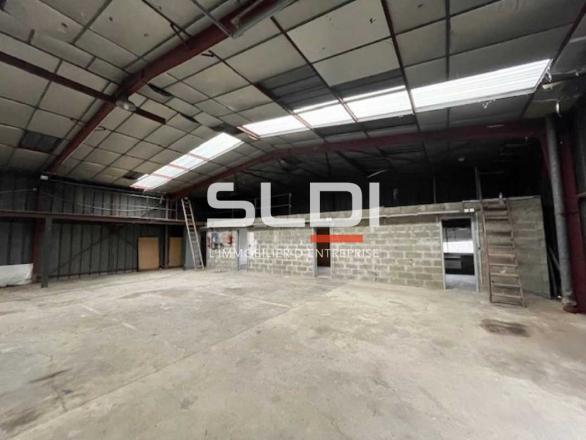 Activités A LOUER - RILLIEUX LA PAPE - 450 m²