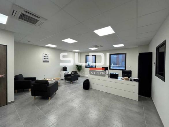 Activités A LOUER - VILLEFRANCHE SUR SAONE - 327 m²