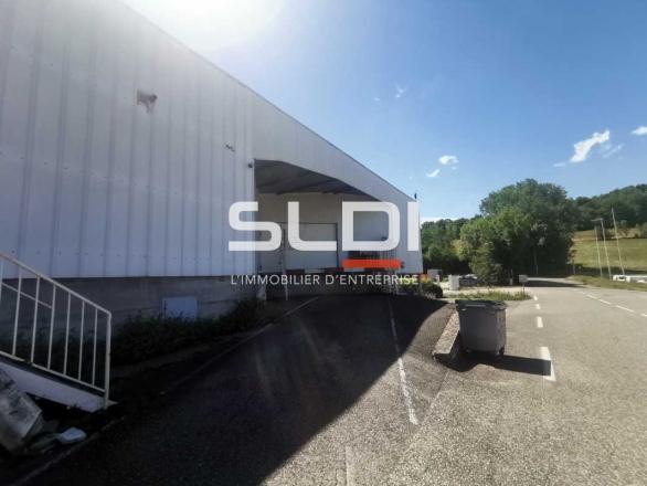 Commerces A VENDRE - BOURGOIN JALLIEU - 1 423,5 m²