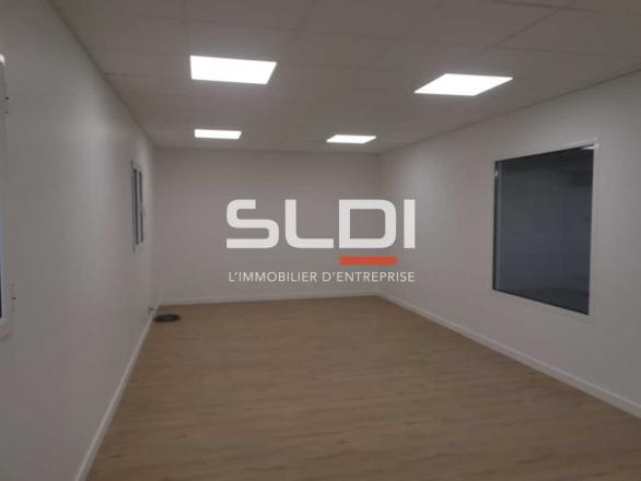 Activités A LOUER - VAULX MILIEU - 155 m²