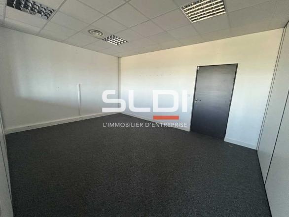 Bureaux A VENDRE - MONTANAY - 82 m²
