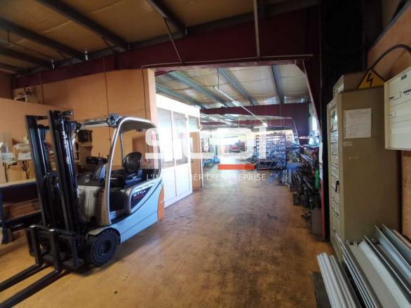 Activités A LOUER - SEMONS - 1 000 m²