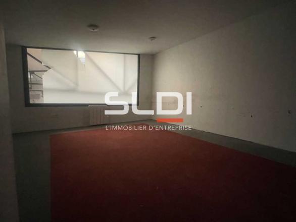 Commerces A LOUER - LYON - 295 m²