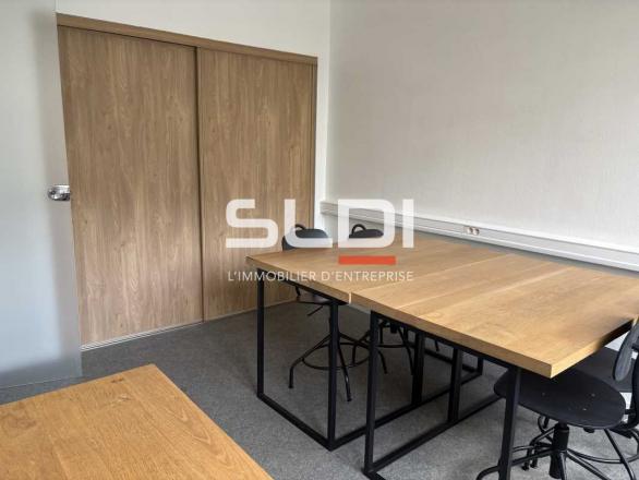 Bureaux A LOUER - LYON - 84 m²