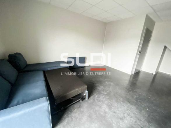 Activités A LOUER - CHAPONNAY - 269 m²