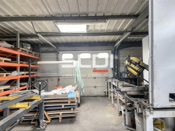 Activités A LOUER - DAGNEUX - 614 m²