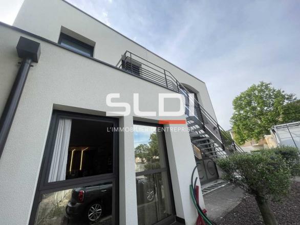 Bureaux A LOUER - CHASSIEU - 28 m²