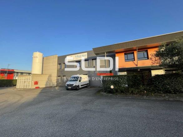 Activités A VENDRE OU A LOUER - SAINT PRIEST - 1 535 m²