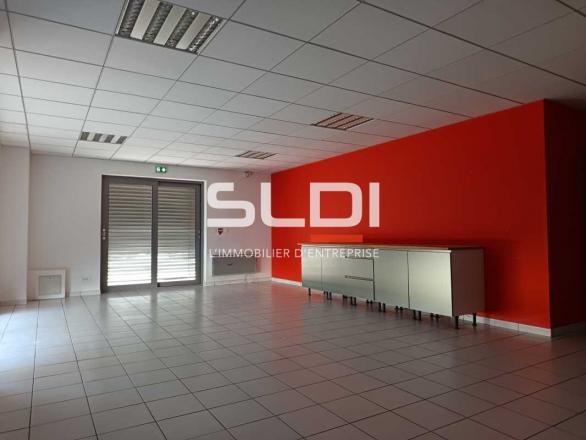 Activités A VENDRE - DECINES CHARPIEU - 2 100 m²