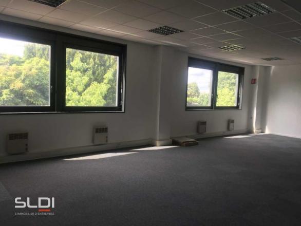 Bureaux A LOUER - SAINT QUENTIN FALLAVIER - 538 m²