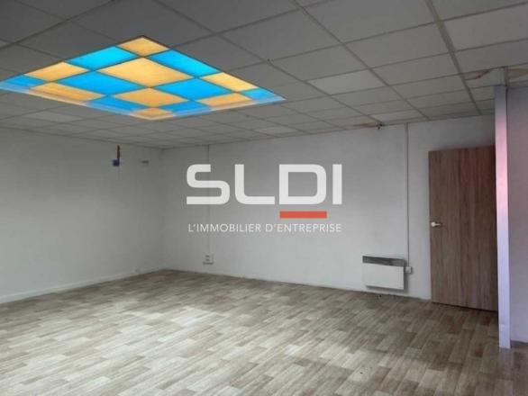 Activités A LOUER - VENISSIEUX - 1 212 m²