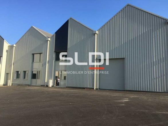 Activités A LOUER - GENAS - 122 m²