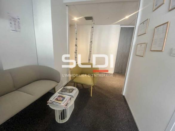Bureaux A LOUER - LYON - 143 m²