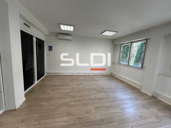 Bureaux A LOUER - ECULLY - 318 m²