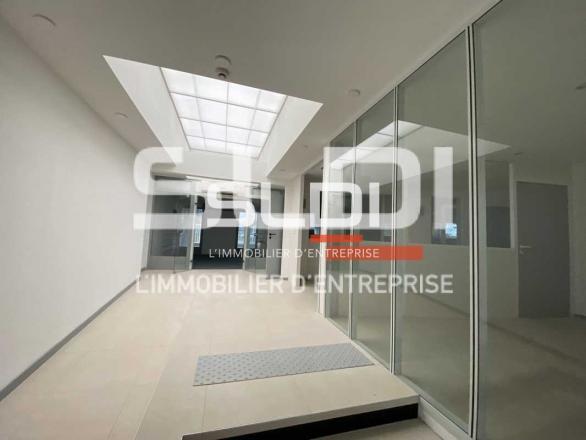 Bureaux A VENDRE - BRON - 307 m²