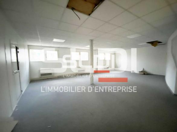 Bureaux A VENDRE - BRON - 307 m²