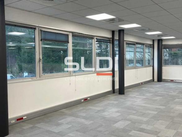 Bureaux A LOUER - ECULLY - 912 m²