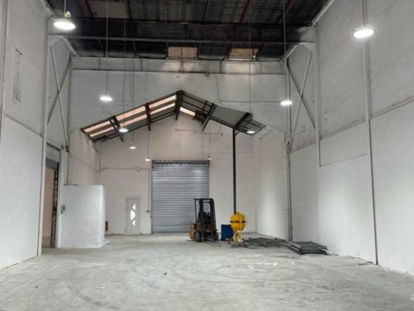 Activités A LOUER - VILLEURBANNE - 1 375 m²