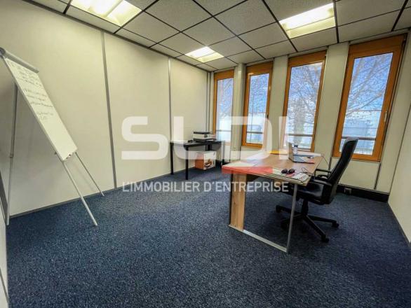 Bureaux A LOUER - LYON - 111 m²