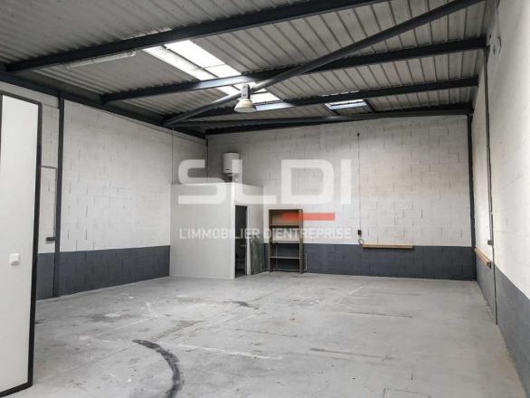 Activités A LOUER - VENISSIEUX - 187 m²