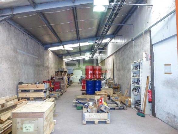Activités A LOUER - VILLEURBANNE - 980 m²