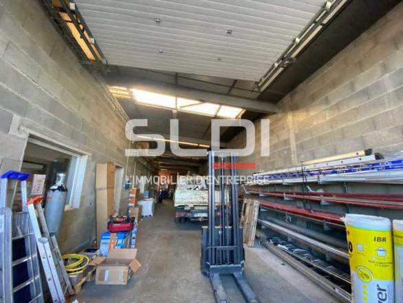 Activités A LOUER - VILLEFRANCHE SUR SAONE - 383 m²