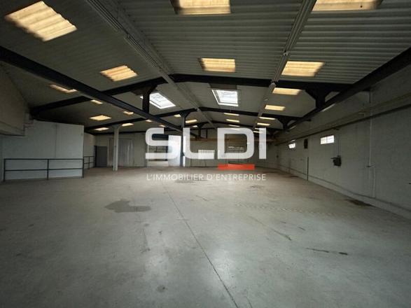 Activités A VENDRE - JASSANS RIOTTIER - 4 185 m²