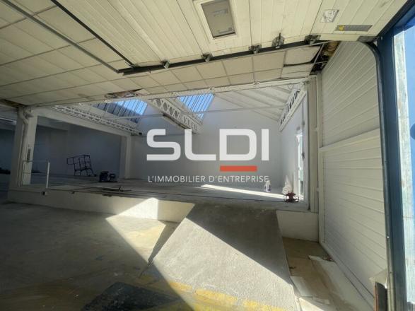 Activités A VENDRE - VILLEURBANNE - 3 350 m²