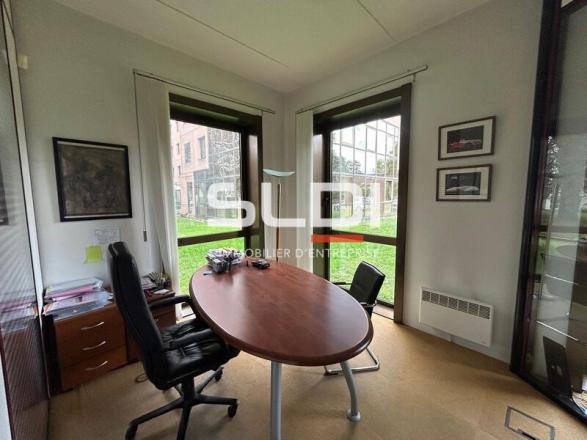 Bureaux A VENDRE - ECULLY - 147 m²