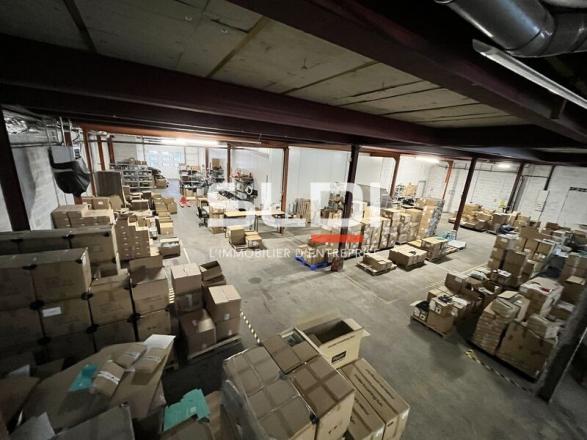 Activités A LOUER - CALUIRE ET CUIRE - 1 060 m²