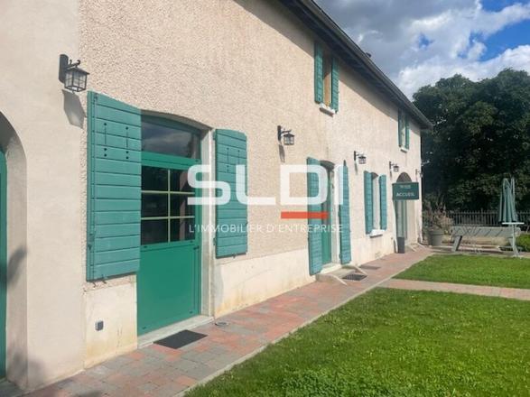 Bureaux A VENDRE - GENAS - 440 m² Bureaux A VENDRE - GENAS - 440 m²