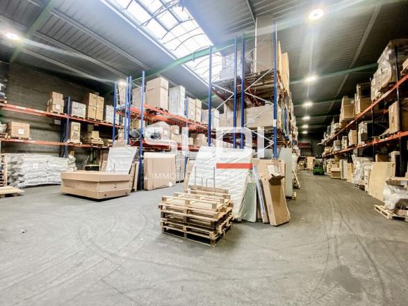 Activités A LOUER - GENAS - 1 092 m²