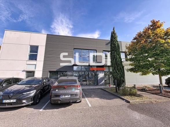 Bureaux A LOUER - SAINT PRIEST - 392 m² Bureaux A LOUER - SAINT PRIEST - 392 m²