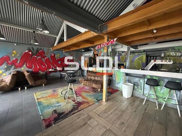 Commerces A LOUER - SAINT BONNET DE MURE - 443 m²
