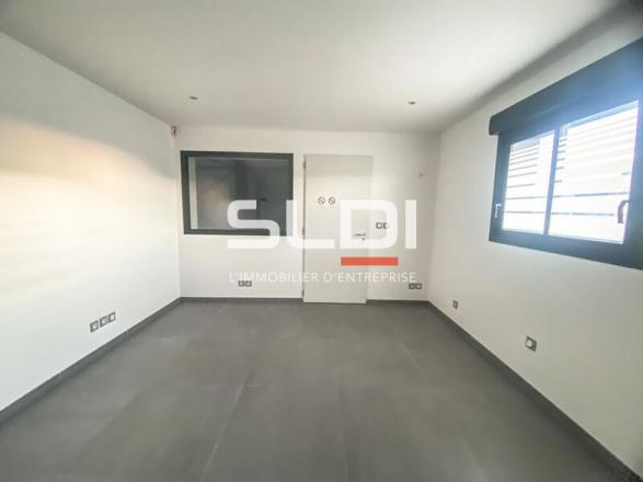 Activités A LOUER - COLOMBIER SAUGNIEU - 180 m²