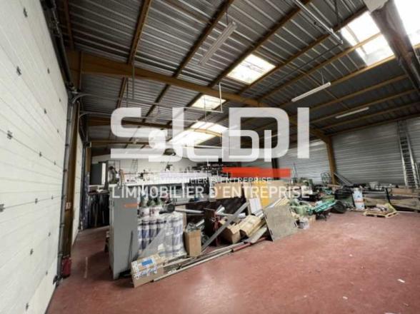Activités A LOUER - VENISSIEUX - 744 m²