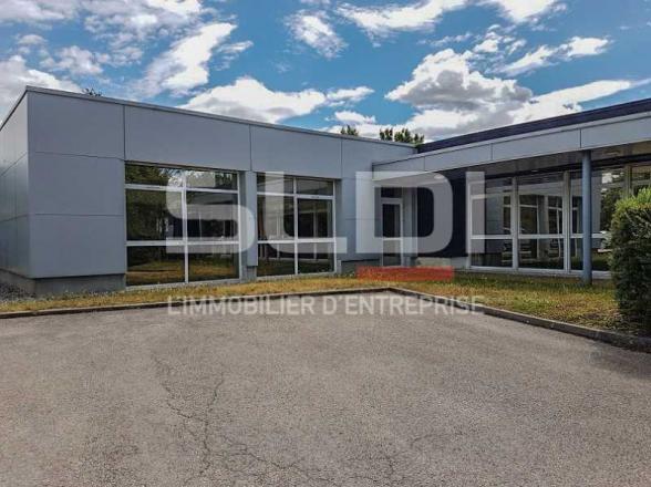 Bureaux A LOUER - BLYES - 97 m²