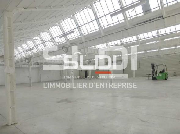 Activités A LOUER - DECINES CHARPIEU - 2 300 m²