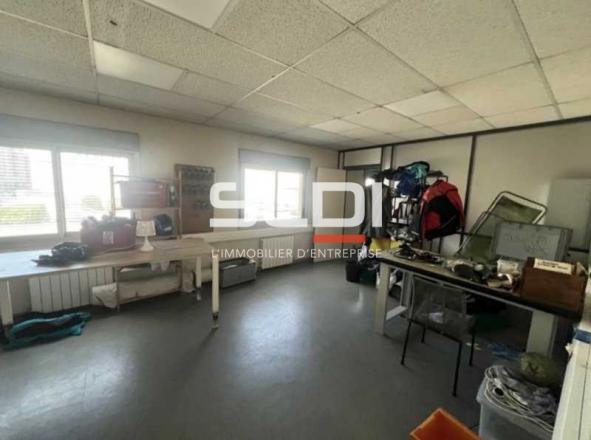 Activités A LOUER - LYON - 1 217 m²