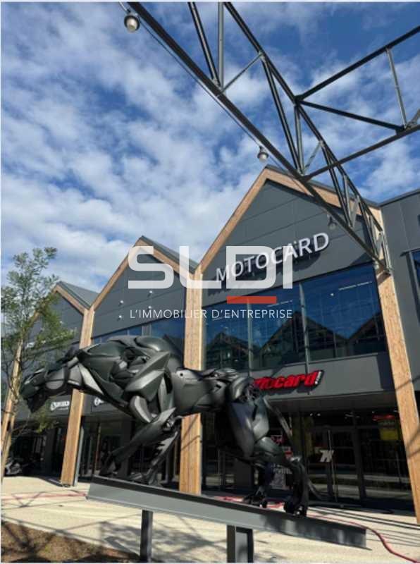 Commerces A VENDRE OU A LOUER - VENISSIEUX - 1 046 m²
