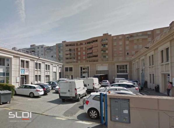 Bureaux A LOUER - VILLEURBANNE - 291 m²