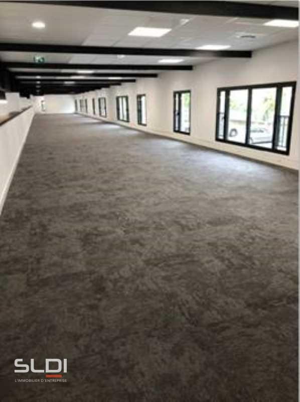 Bureaux A LOUER - VENISSIEUX - 1 827 m²