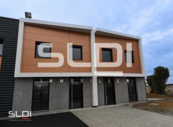 Activités A LOUER - SAINT PRIEST - 328 m²