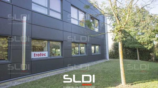 Bureaux A LOUER - SAINT PRIEST - 187 m²