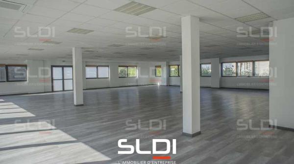 Bureaux A LOUER - SAINT PRIEST - 1 216 m²